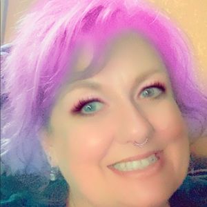 Meet your Posher, Deanna